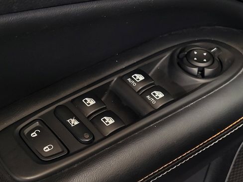Used 2018 Jeep Compass Latitude w/ Popular Equipment Group AWD/4WD image 27