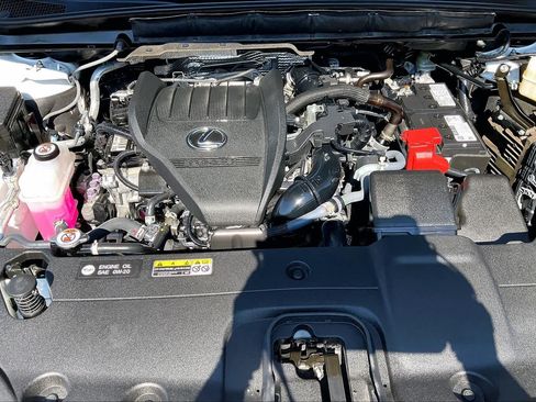 Used 2023 Lexus RX 350 Premium w/ Accessory Package AWD/4WD image 32