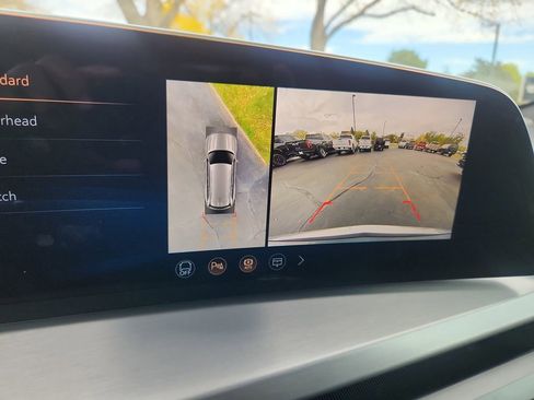 New 2026 Cadillac Vistiq Luxury image 14