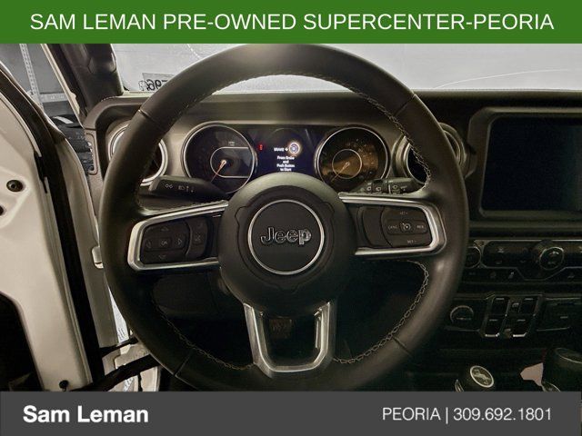 Used 2022 Jeep Wrangler Unlimited Sahara AWD/4WD image 11