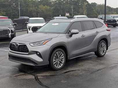 Used 2025 Toyota Highlander Limited