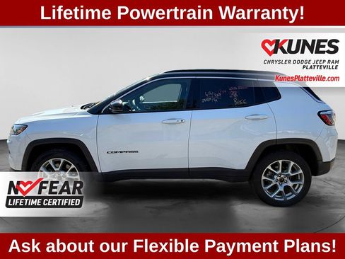 Used 2025 Jeep Compass Limited AWD/4WD image 5