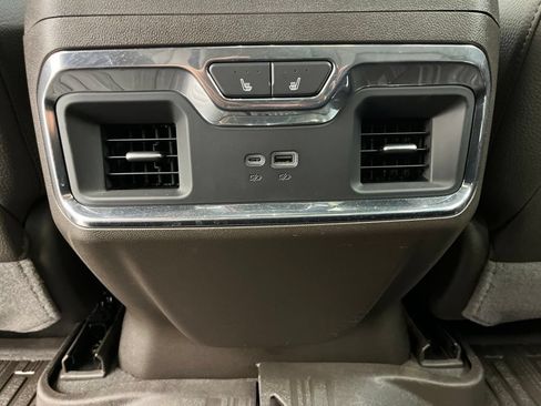 Used 2025 GMC Sierra 1500 Denali AWD/4WD image 20