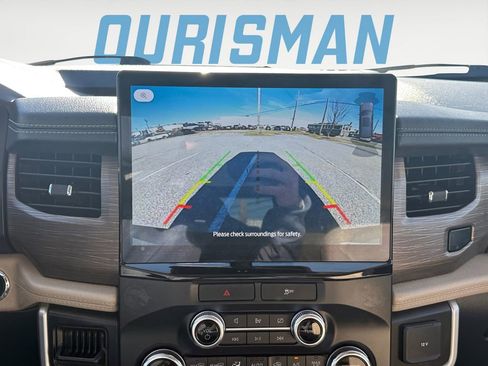 Used 2022 Ford Expedition Limited image 20