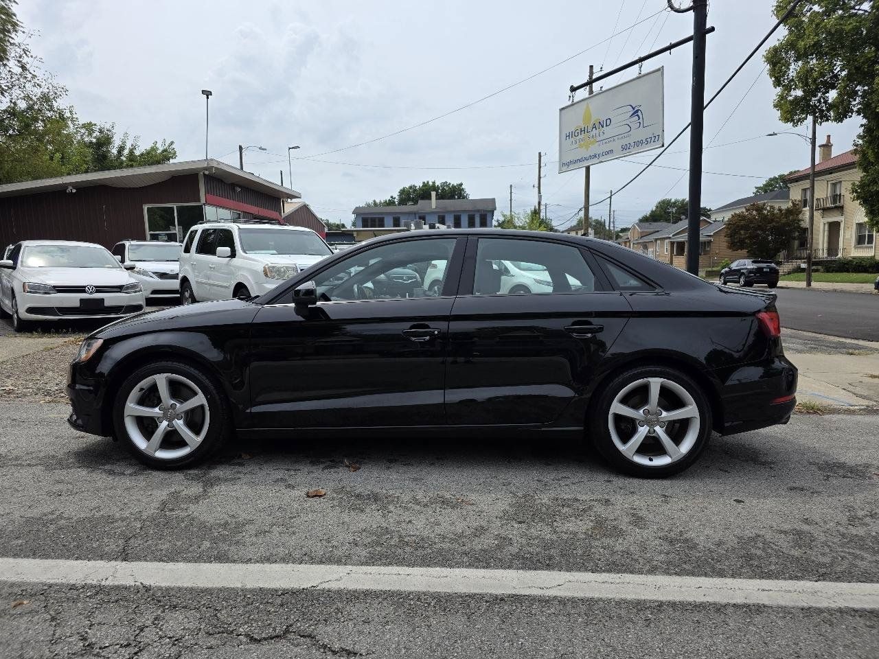 Used 2016 Audi A3 1.8T Premium FWD image 2