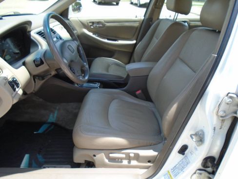 Used 2002 Honda Accord EX image 9