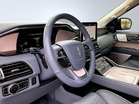 Used 2020 Lincoln Navigator L Black Label w/ Cargo Convenience Package image 14