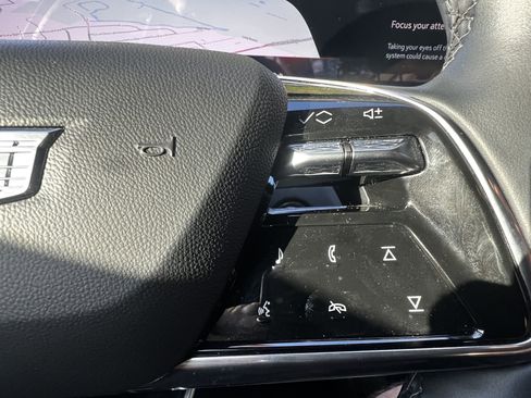 Used 2025 Cadillac Lyriq Sport image 20