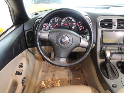 Used 2006 Chevrolet Corvette Convertible image 7