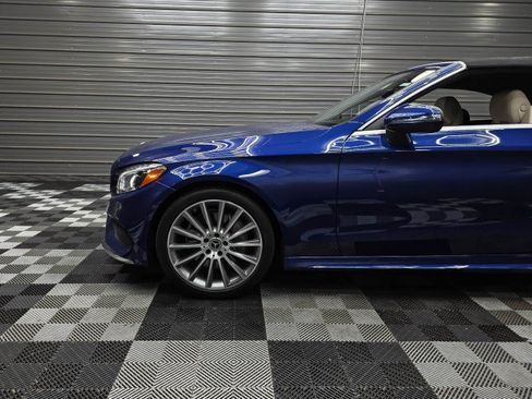 Used 2017 Mercedes-Benz C 300 4MATIC Cabriolet image 40