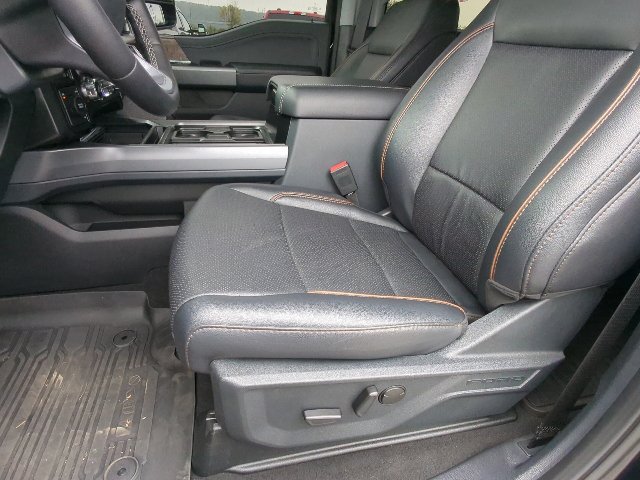 Used 2026 Ford F450 Lariat w/ FX4 Off-Road Package AWD/4WD image 11
