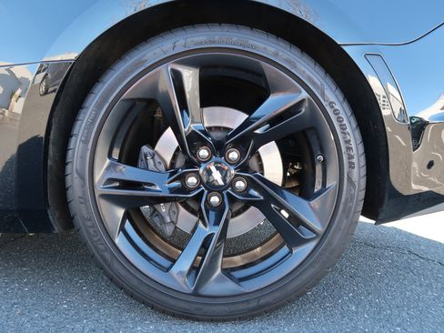 Used 2019 Chevrolet Camaro SS image 12