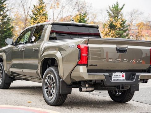 New 2025 Toyota Tacoma TRD Sport image 5