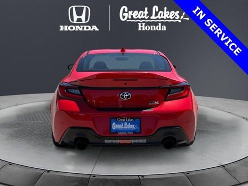 Used 2023 Toyota GR86 Premium w/ ALL Weather Mat Package (TMS) RWD image 5