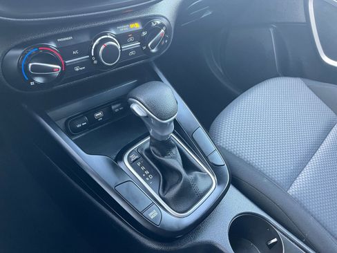 Used 2025 Kia Soul LX w/ LX Technology Package image 39