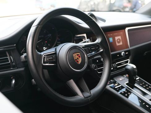 Used 2022 Porsche Macan GTS AWD/4WD image 16