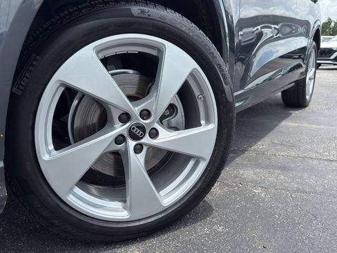 Certified 2025 Audi Q5 Premium w/ Premium Plus AWD/4WD image 4