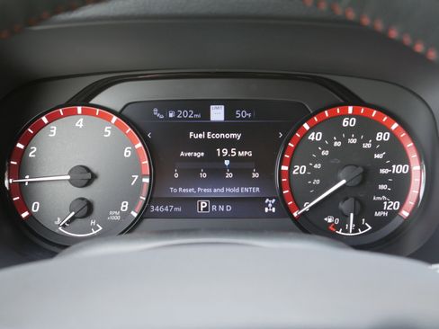 Certified 2023 Nissan Frontier PRO-4X w/ Pro Convenience Package AWD/4WD image 7