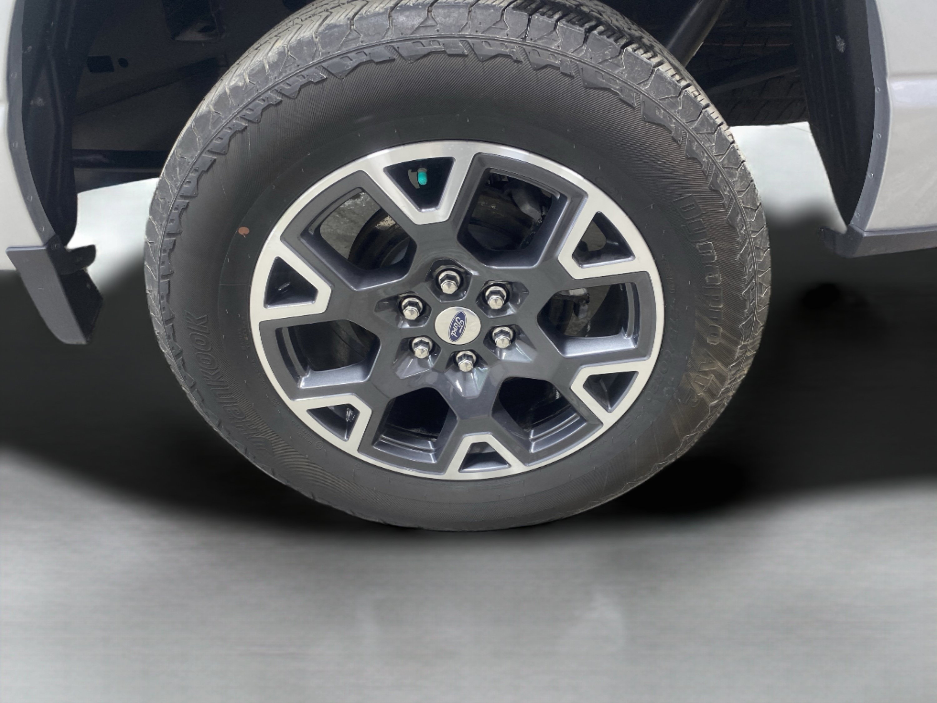 Used 2024 Ford F150 STX AWD/4WD image 25