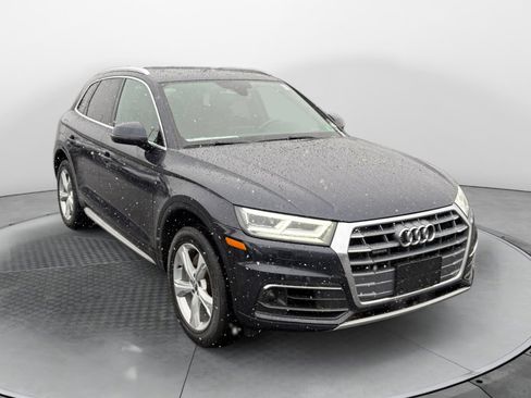 Used 2020 Audi Q5 2.0T Premium Plus image 1
