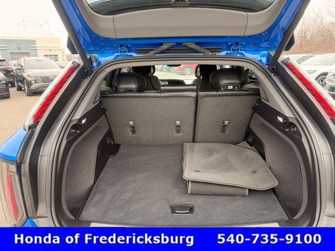 Used 2025 Cadillac Optiq Luxury 1 AWD/4WD image 25