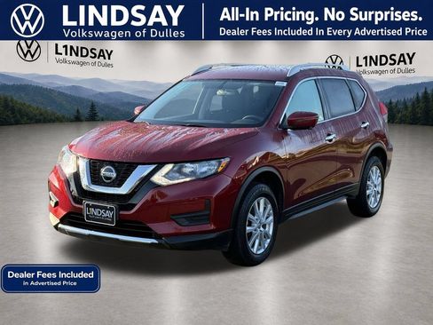 Used 2018 Nissan Rogue SV w/ Premium Package AWD/4WD image 4