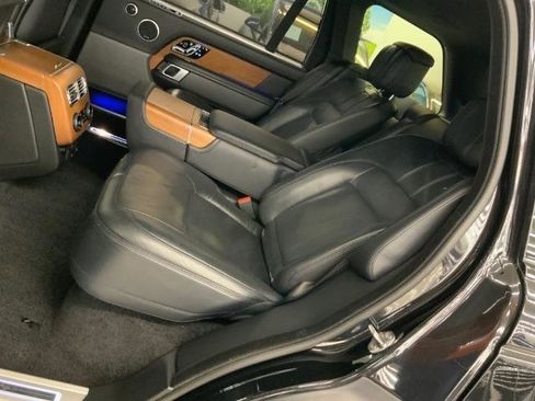 Used 2019 Land Rover Range Rover Long Wheelbase Autobiography image 12