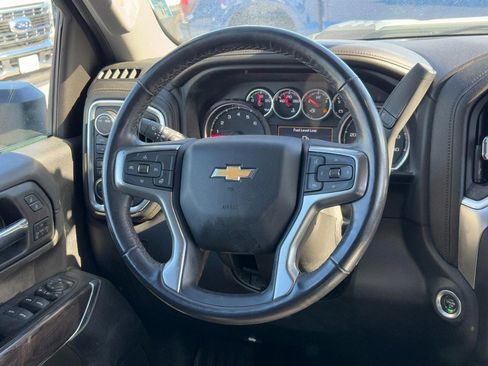 Used 2022 Chevrolet Silverado 2500 LTZ w/ LTZ Convenience Package image 12