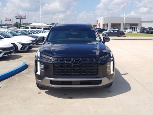 Used 2025 Hyundai Palisade Limited image 2