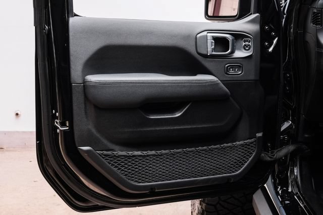 Used 2024 Jeep Wrangler Unlimited Rubicon 392 AWD/4WD image 86