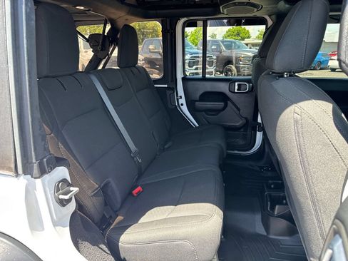 Used 2020 Jeep Wrangler Unlimited Sport S AWD/4WD image 16