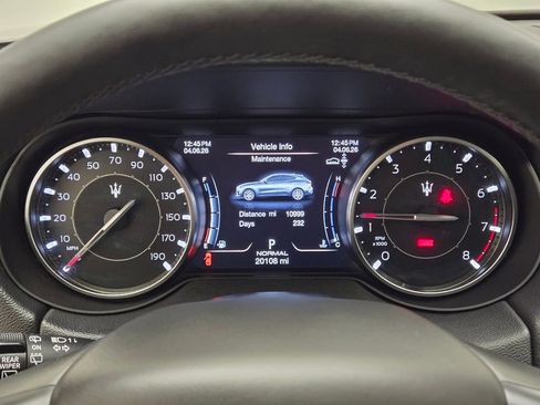 Certified 2022 Maserati Levante GT AWD/4WD image 37