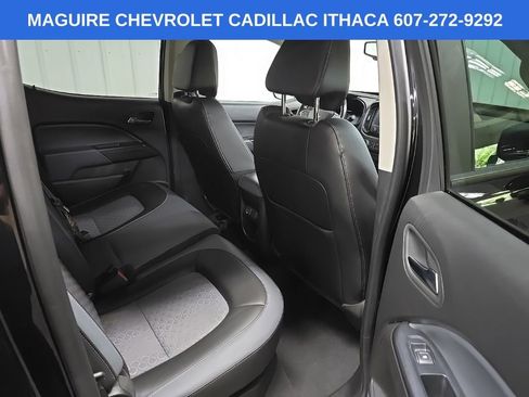 Used 2022 Chevrolet Colorado Z71 image 17