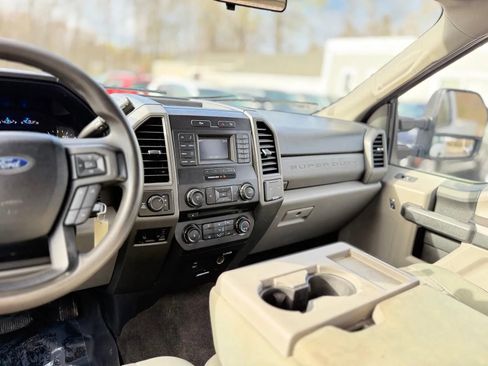 Used 2017 Ford F250 XL w/ STX Appearance Package image 26