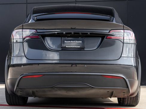 Used 2025 Tesla Model X AWD/4WD image 7