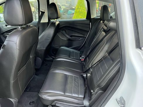 Used 2016 Ford C-MAX SEL w/ Equipment Group 301A image 17