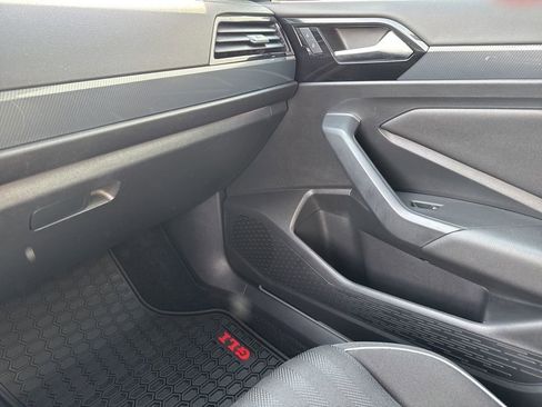 Used 2020 Volkswagen Jetta GLI image 27
