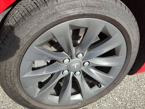 Used 2018 Tesla Model S 100D image 30