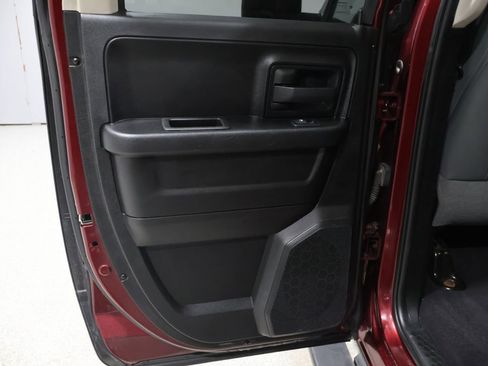 Used 2019 RAM 1500 Express w/ Express Value Package image 20