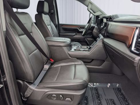 Used 2024 GMC Sierra 2500 Denali w/ Denali Reserve Package image 10