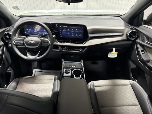 New 2026 Chevrolet Equinox LT w/ Convenience Package II image 21