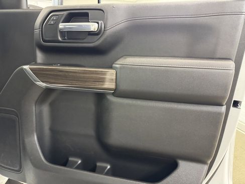 Used 2023 Chevrolet Silverado 2500 LT w/ Convenience Package image 28