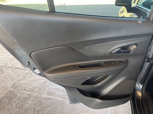 Used 2018 Buick Encore Essence FWD image 15