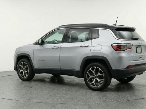 Used 2025 Jeep Compass Limited AWD/4WD image 6