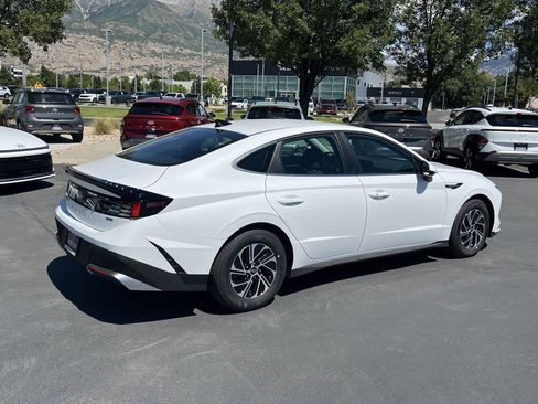 Certified 2026 Hyundai Sonata Blue FWD image 7