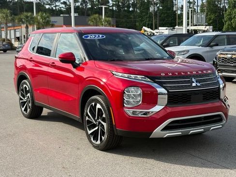 Used 2023 Mitsubishi Outlander SE FWD image 7