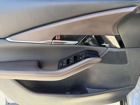 Used 2025 MAZDA CX-30 AWD 2.5 S w/ Premium Package image 17