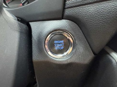 Used 2021 Toyota RAV4 XLE FWD image 24