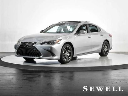 Certified 2025 Lexus ES 350 w/ Premium Package
