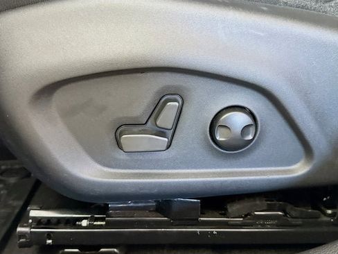 Used 2022 Jeep Compass Trailhawk w/ Trailhawk Convenience Group image 19